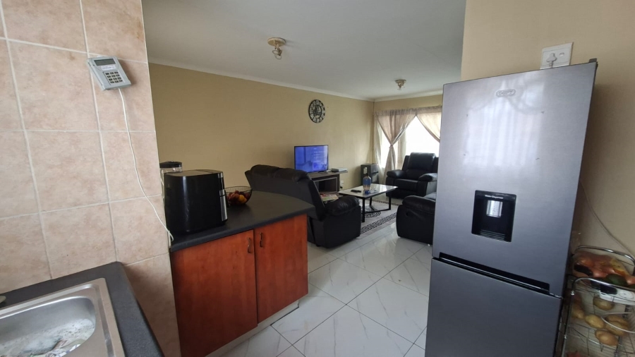 2 Bedroom Property for Sale in West Village Gauteng