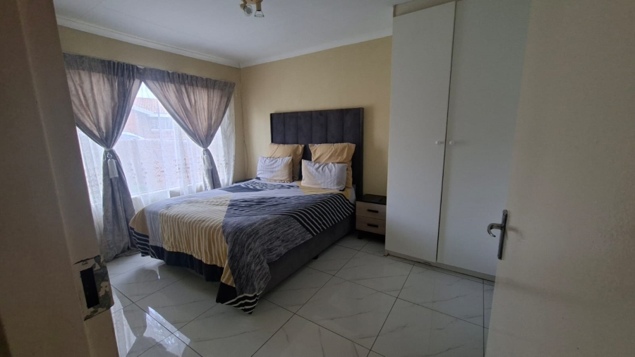 2 Bedroom Property for Sale in West Village Gauteng