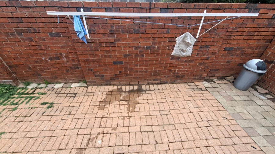 2 Bedroom Property for Sale in West Village Gauteng