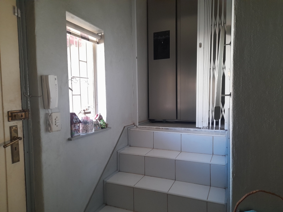 3 Bedroom Property for Sale in Mondeor Gauteng