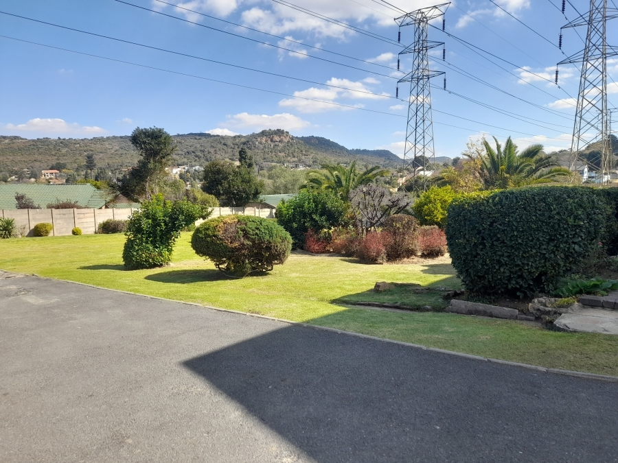 3 Bedroom Property for Sale in Mondeor Gauteng