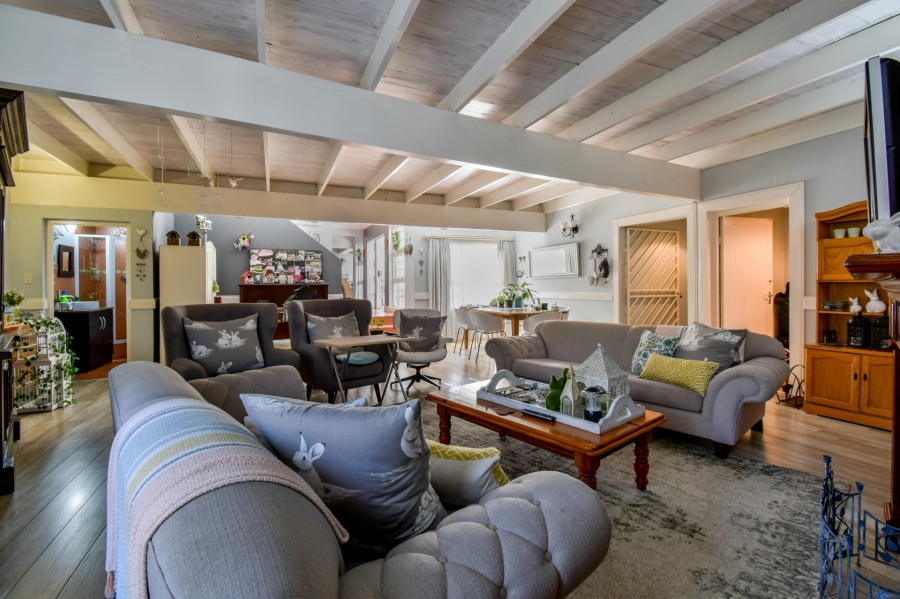 4 Bedroom Property for Sale in Moreleta Park Gauteng