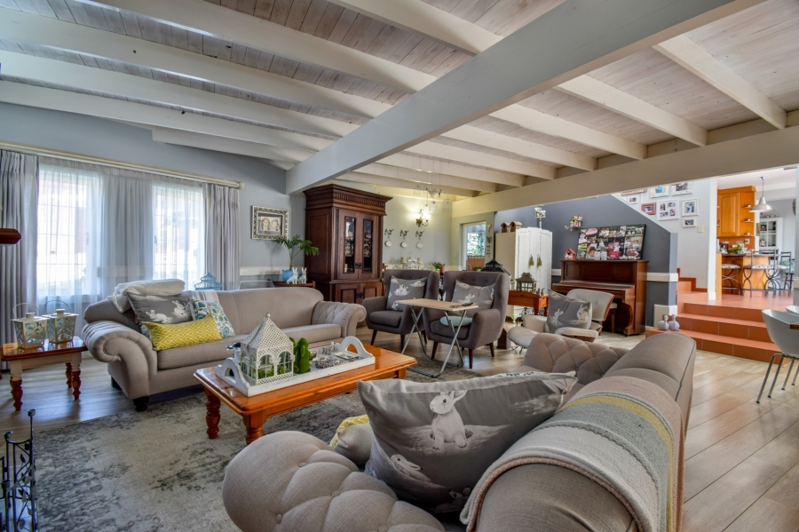 4 Bedroom Property for Sale in Moreleta Park Gauteng