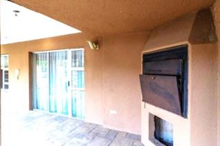 4 Bedroom Property for Sale in Brackendowns Gauteng