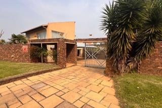 4 Bedroom Property for Sale in Brackendowns Gauteng
