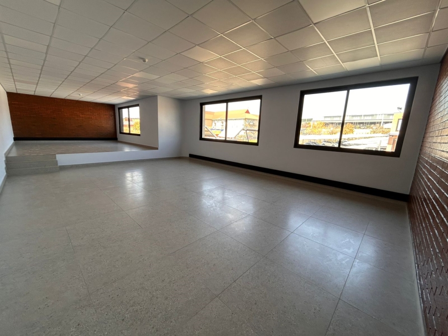 To Let Commercial Property for Rent in Samrand Business Park Gauteng