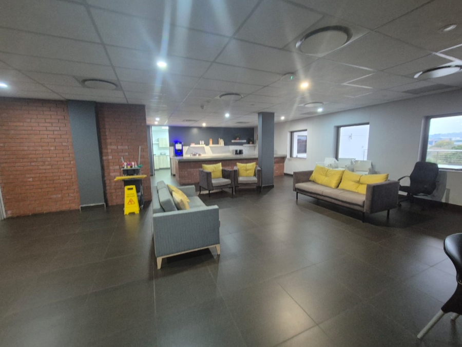 To Let Commercial Property for Rent in Die Hoewes Gauteng