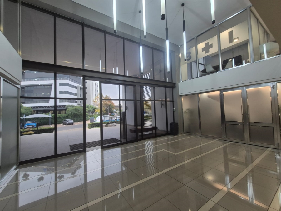 To Let Commercial Property for Rent in Die Hoewes Gauteng