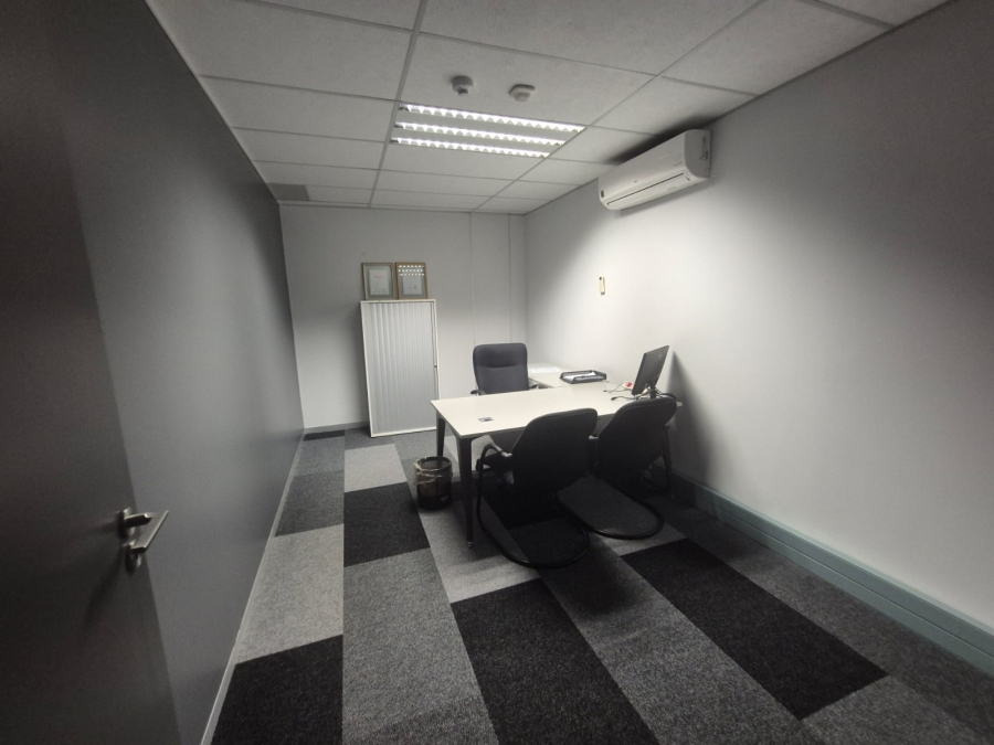 To Let Commercial Property for Rent in Die Hoewes Gauteng