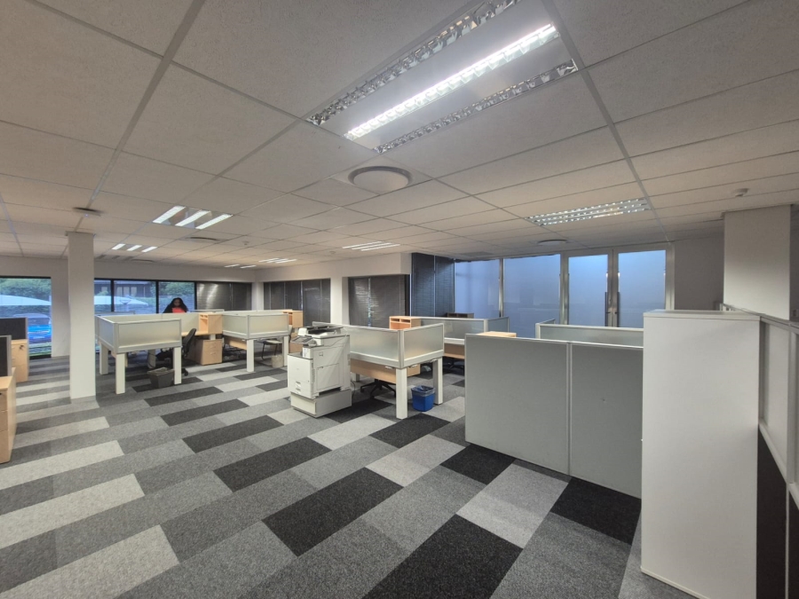 To Let Commercial Property for Rent in Die Hoewes Gauteng
