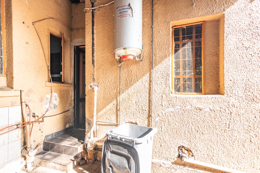 10 Bedroom Property for Sale in Forest Hill Gauteng
