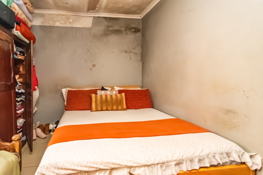 10 Bedroom Property for Sale in Forest Hill Gauteng