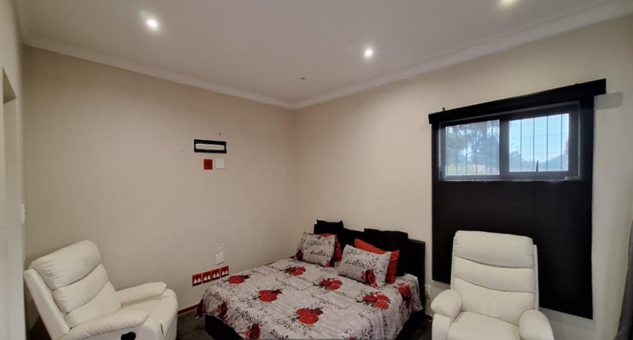 5 Bedroom Property for Sale in Constantia Kloof Gauteng