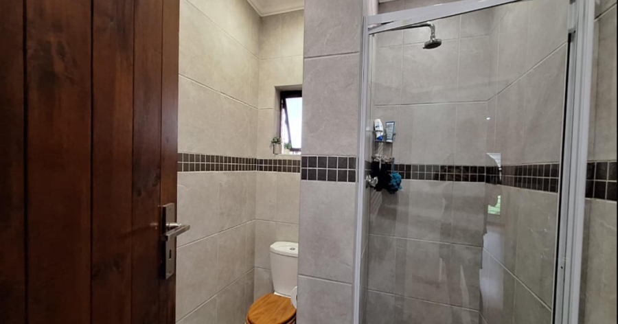 5 Bedroom Property for Sale in Constantia Kloof Gauteng
