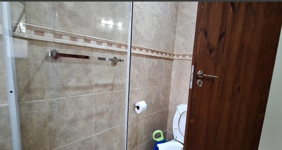 5 Bedroom Property for Sale in Constantia Kloof Gauteng