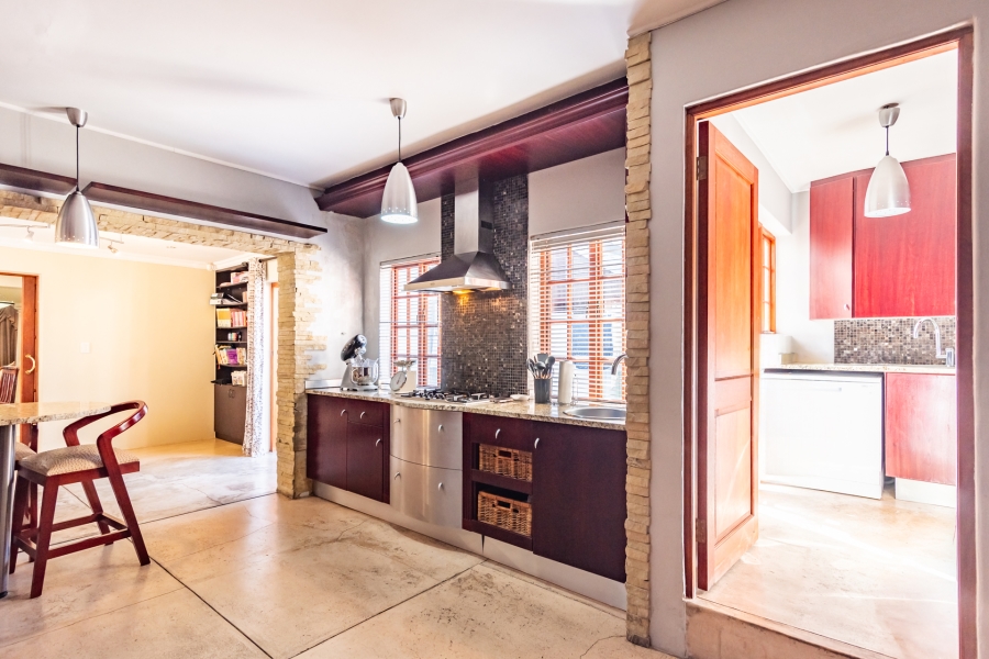 3 Bedroom Property for Sale in Norwood Gauteng