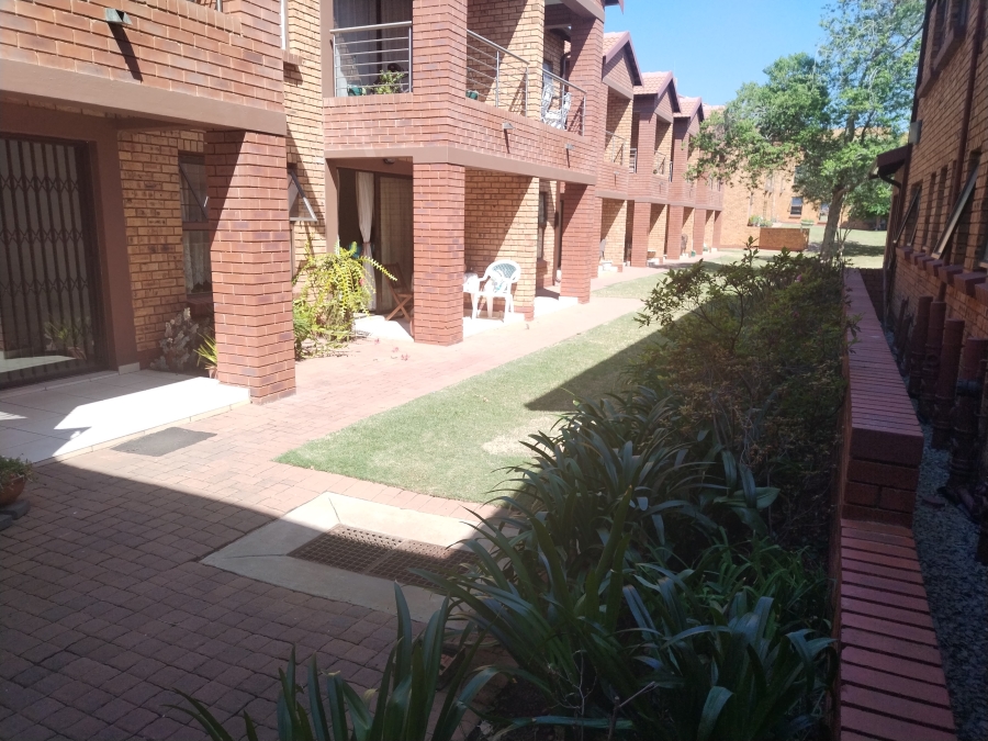 To Let 1 Bedroom Property for Rent in Willow Park Manor Gauteng