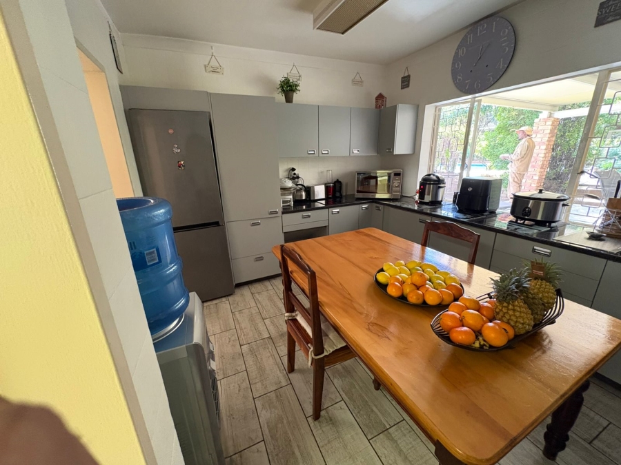 6 Bedroom Property for Sale in Florida Gauteng