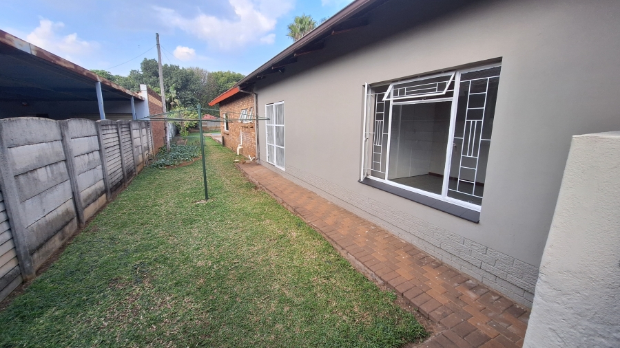 4 Bedroom Property for Sale in Les Marais Gauteng