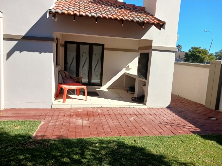3 Bedroom Property for Sale in Strubensvallei Gauteng