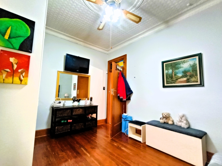 5 Bedroom Property for Sale in The Hill Gauteng