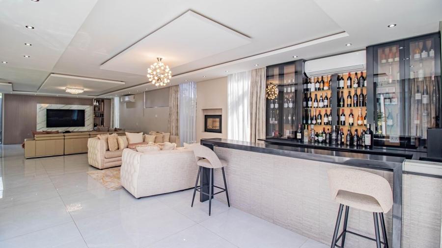 To Let 4 Bedroom Property for Rent in Hyde Park Gauteng