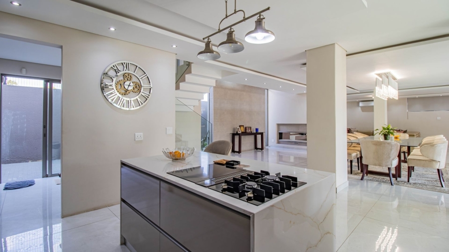 To Let 4 Bedroom Property for Rent in Hyde Park Gauteng