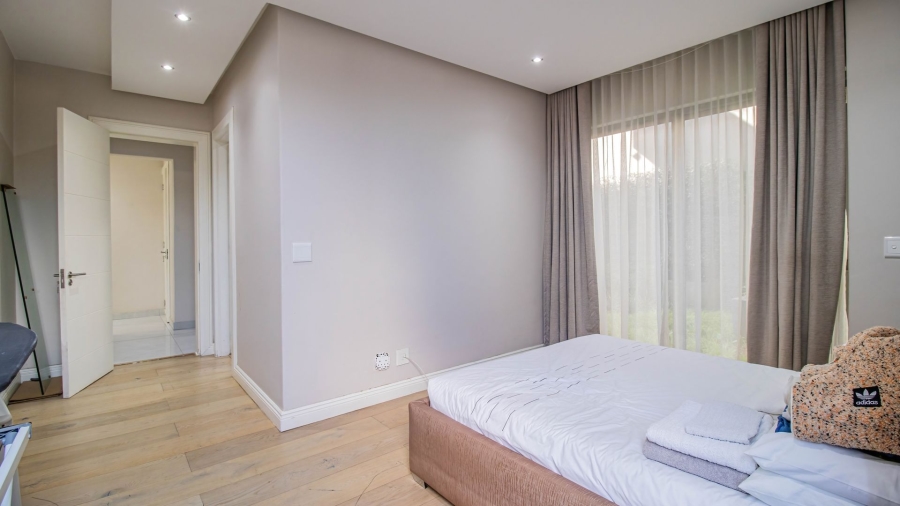 To Let 4 Bedroom Property for Rent in Hyde Park Gauteng