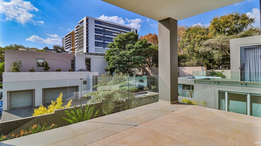 To Let 4 Bedroom Property for Rent in Hyde Park Gauteng