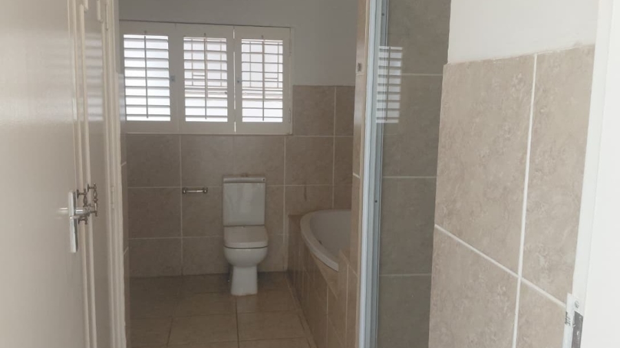 4 Bedroom Property for Sale in Kliprivier Gauteng