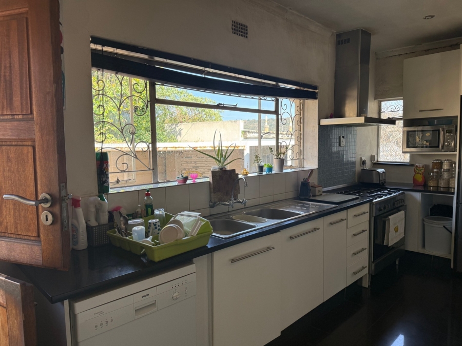 4 Bedroom Property for Sale in Mondeor Gauteng