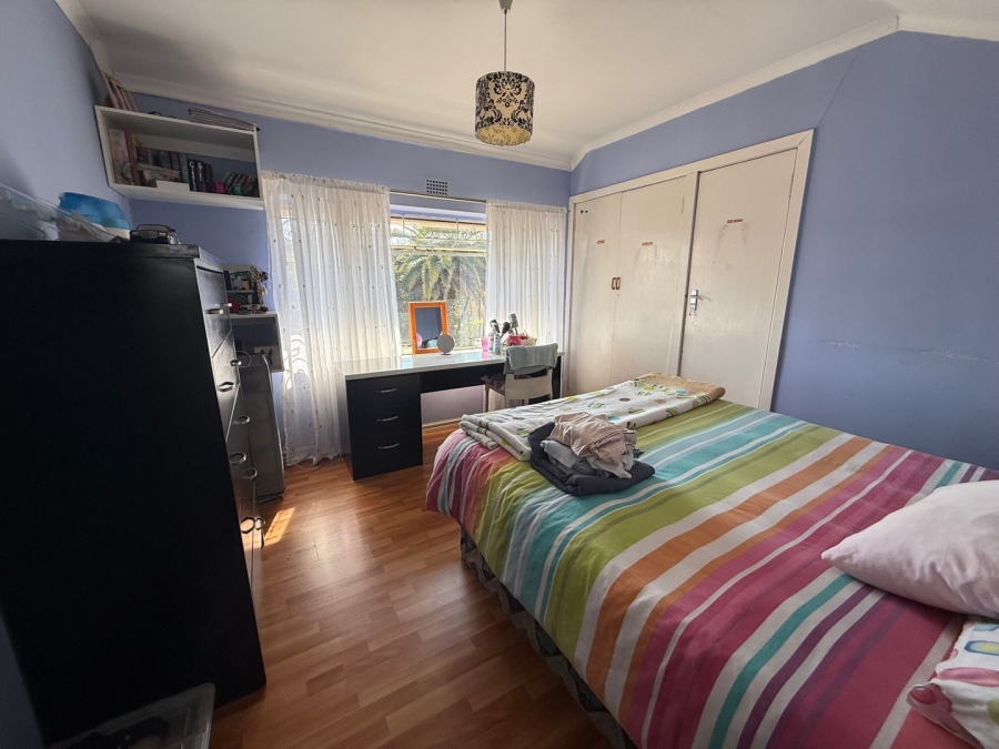 4 Bedroom Property for Sale in Mondeor Gauteng