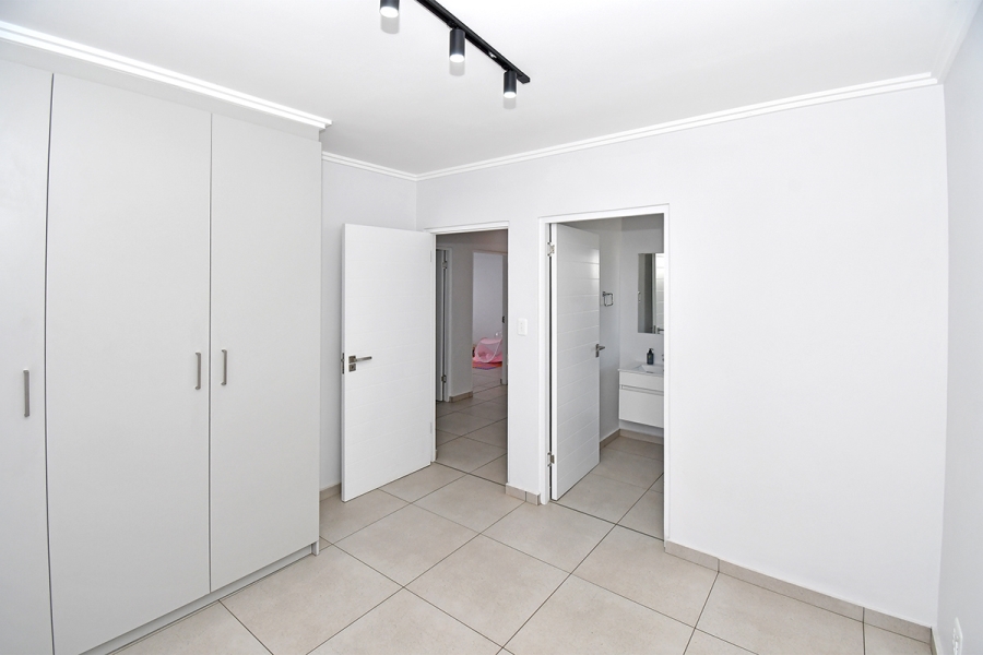 4 Bedroom Property for Sale in Broadacres Gauteng