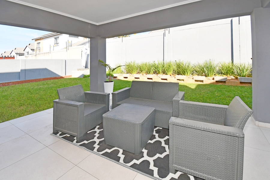 4 Bedroom Property for Sale in Broadacres Gauteng