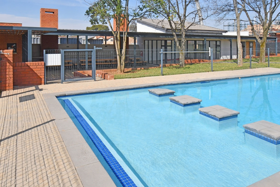4 Bedroom Property for Sale in Broadacres Gauteng