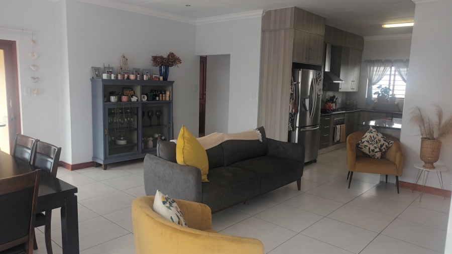To Let 3 Bedroom Property for Rent in Chancliff A H Gauteng
