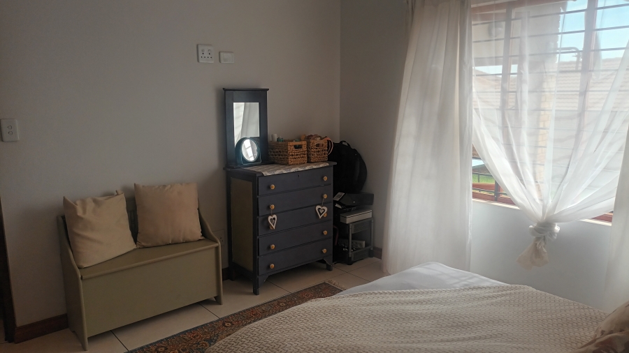 To Let 3 Bedroom Property for Rent in Chancliff A H Gauteng