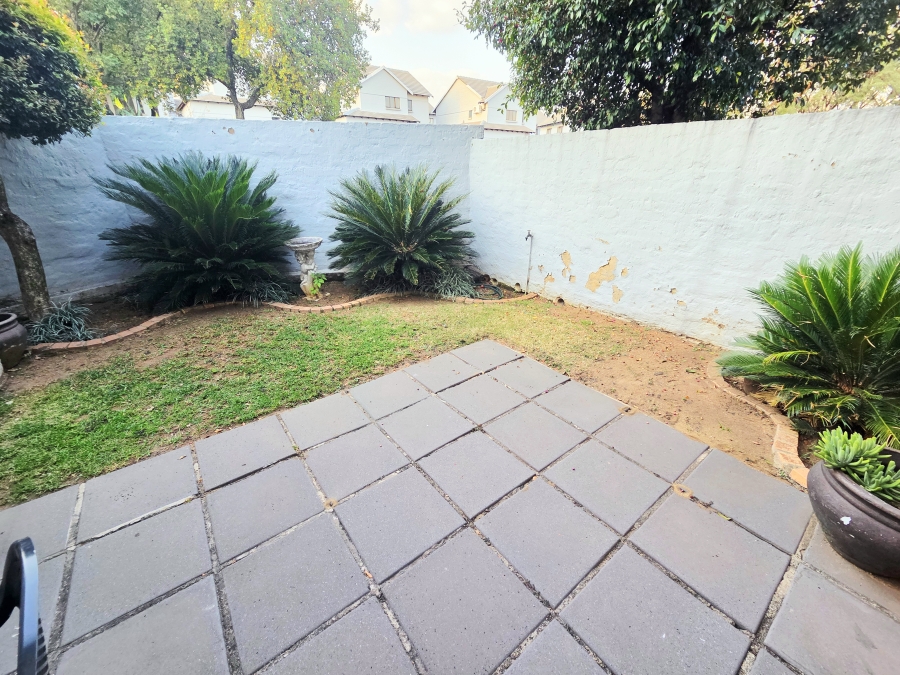 2 Bedroom Property for Sale in Halfway Gardens Gauteng