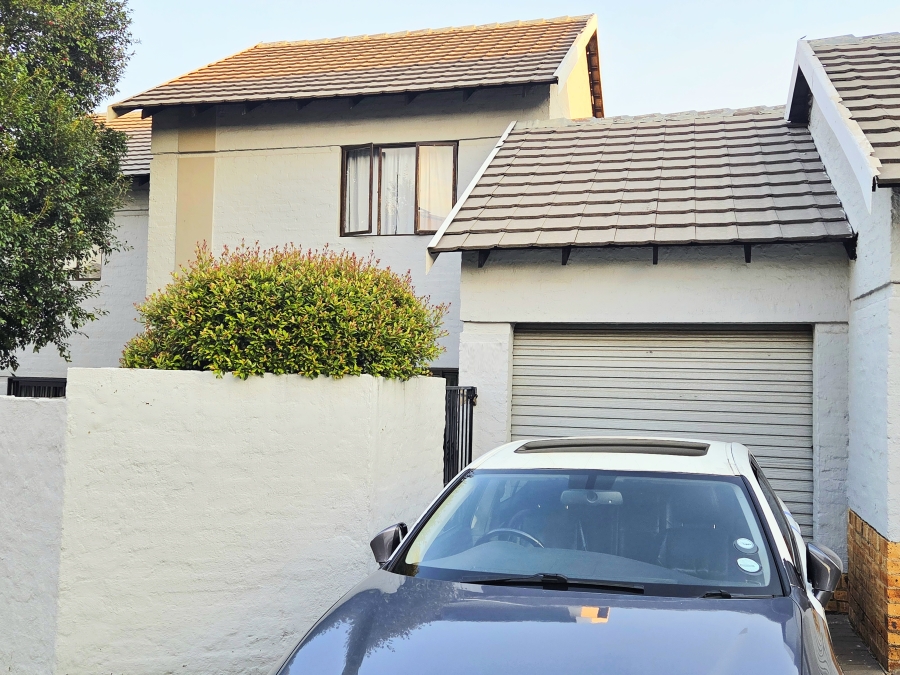 2 Bedroom Property for Sale in Halfway Gardens Gauteng