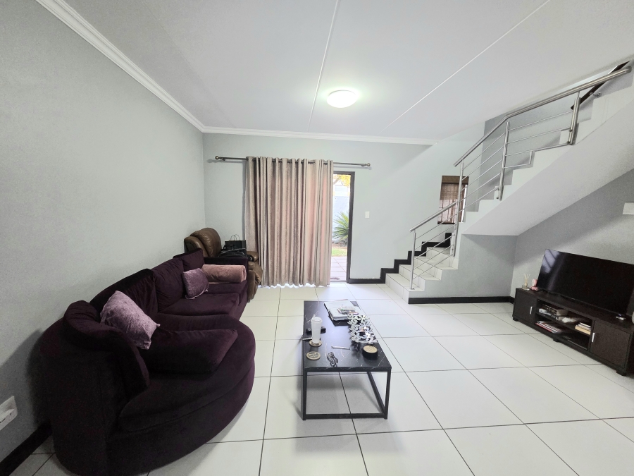 2 Bedroom Property for Sale in Halfway Gardens Gauteng