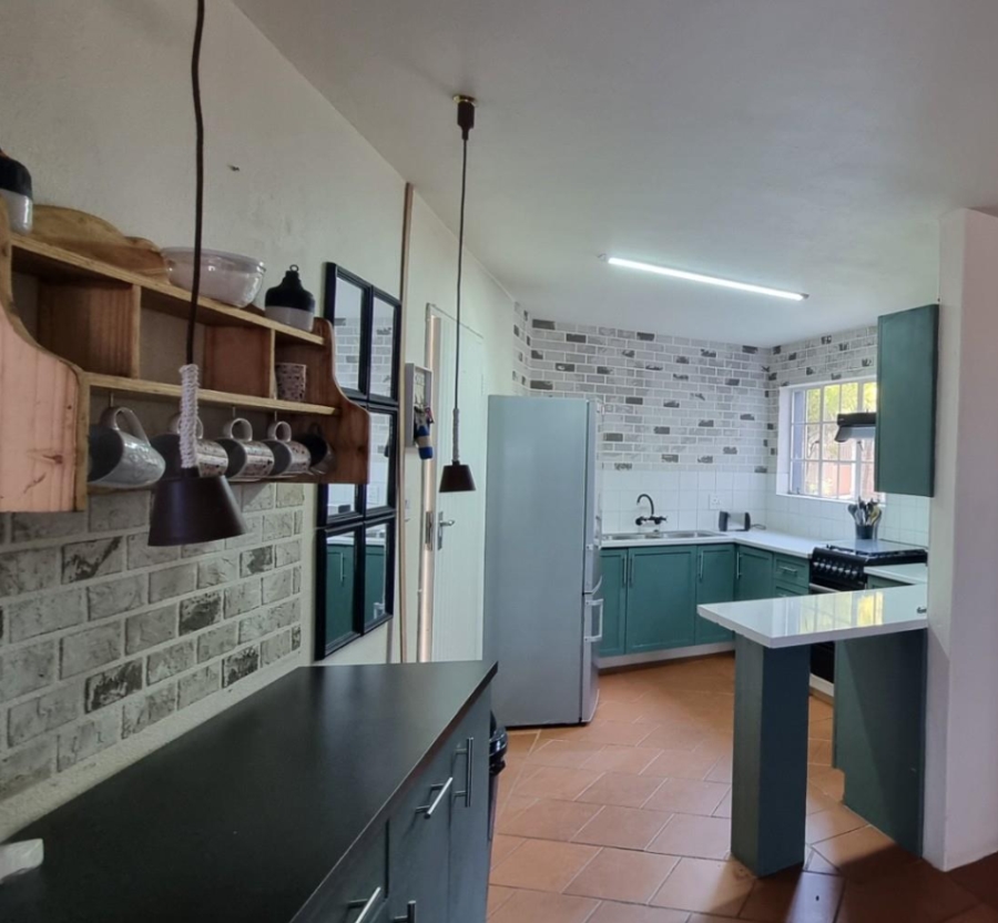 To Let 4 Bedroom Property for Rent in Misty Bay Gauteng