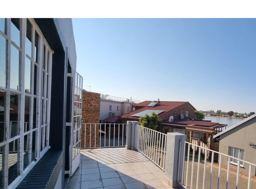 To Let 4 Bedroom Property for Rent in Misty Bay Gauteng