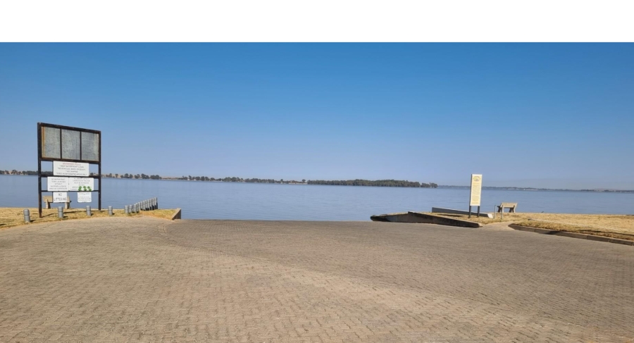 To Let 4 Bedroom Property for Rent in Misty Bay Gauteng