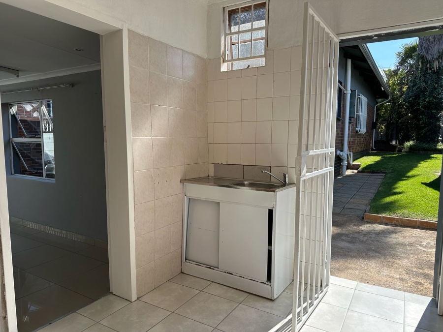 To Let 1 Bedroom Property for Rent in Homestead Gauteng