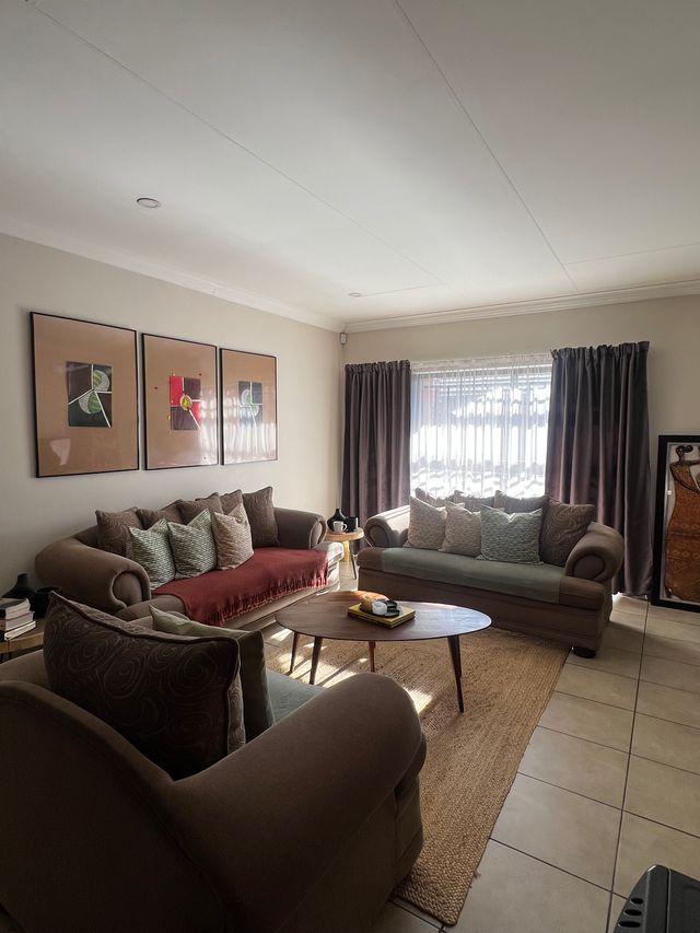 3 Bedroom Property for Sale in Equestria Gauteng