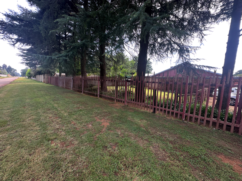 4 Bedroom Property for Sale in Unitas Park Gauteng