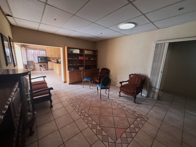 4 Bedroom Property for Sale in Unitas Park Gauteng