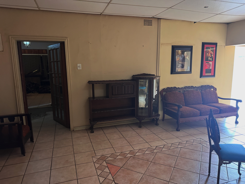 4 Bedroom Property for Sale in Unitas Park Gauteng