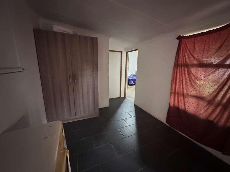 4 Bedroom Property for Sale in Unitas Park Gauteng