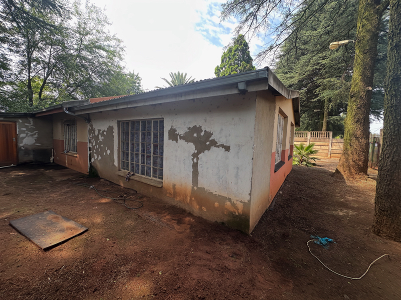 4 Bedroom Property for Sale in Unitas Park Gauteng